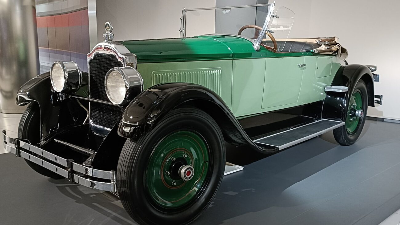 Collection Automobile de SAS le Prince de Monaco verte