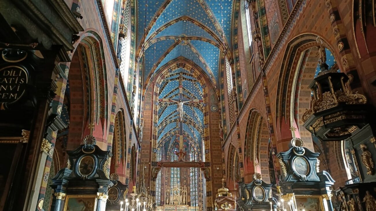 Intérieur de la basilique